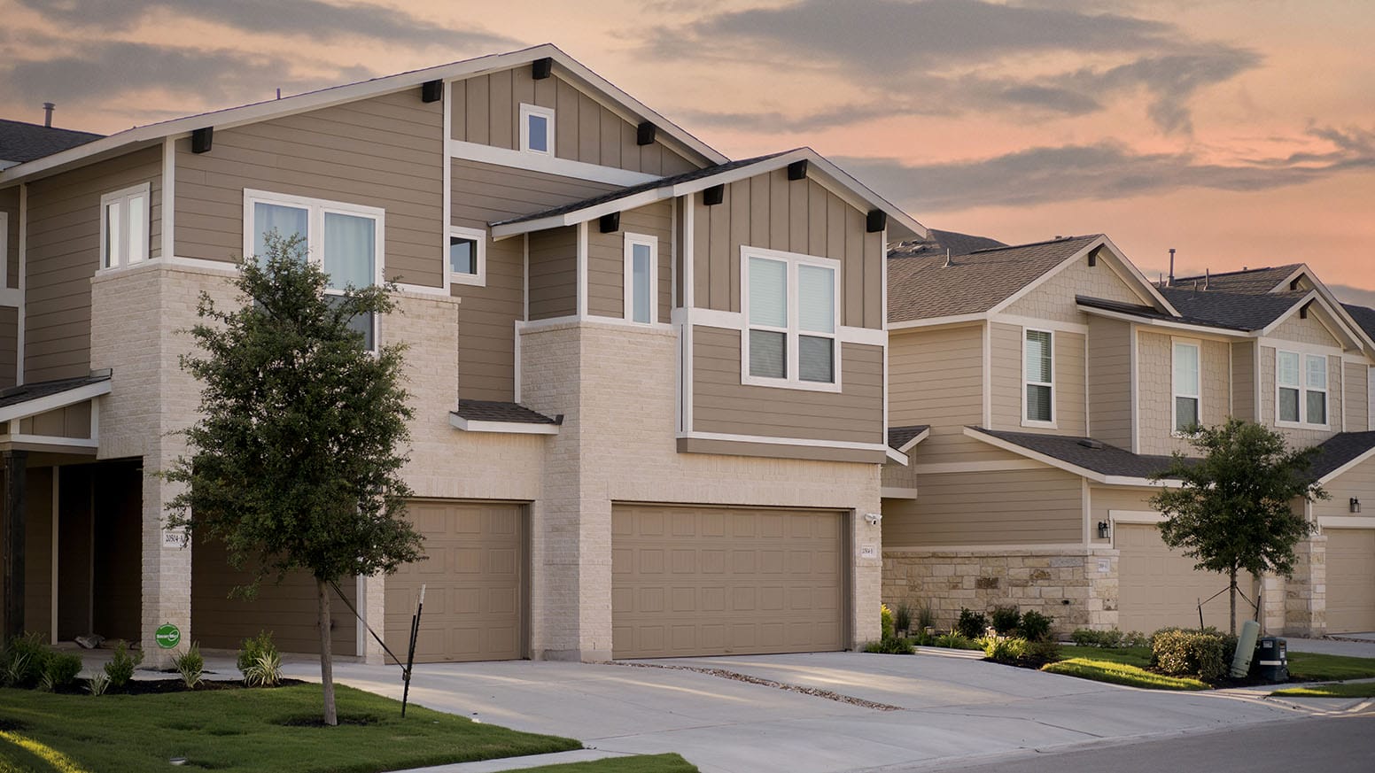 Spring Condos Austin Three-Story Condos With Skyline Views Of Downtown Austin | Empire Homes