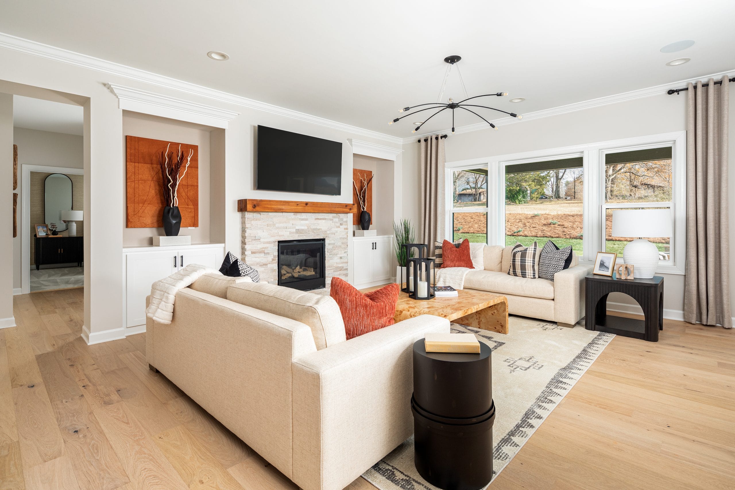 CAR-Silverado-Model-OakCreek-lot21-Family-a