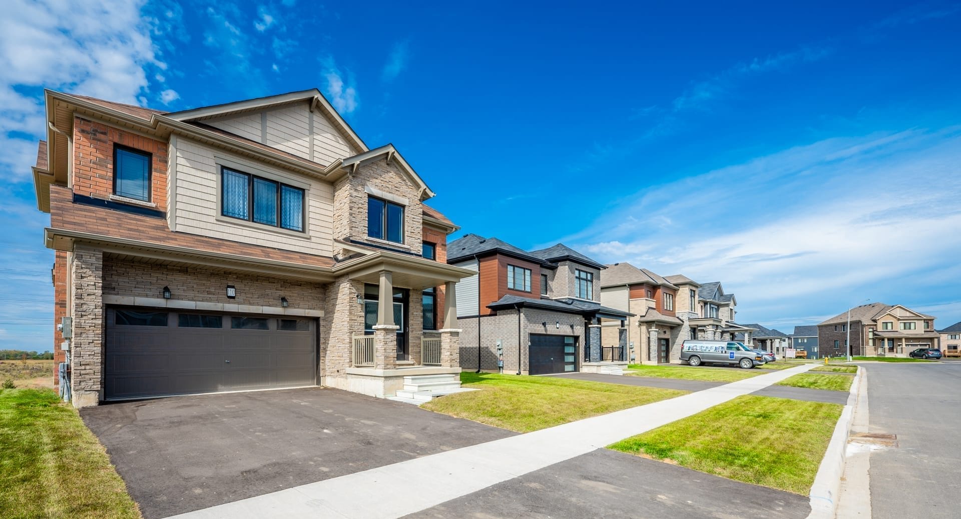Calderwood Sept 28, 23 Streetscapes _ Individual Homes (52)