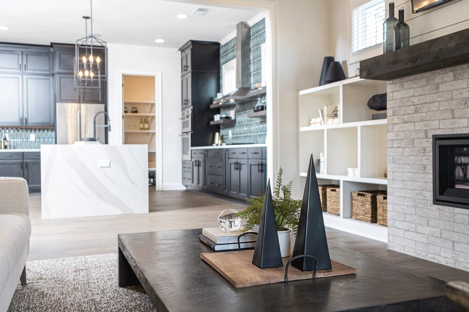 Halcyon-Model-living-2048px