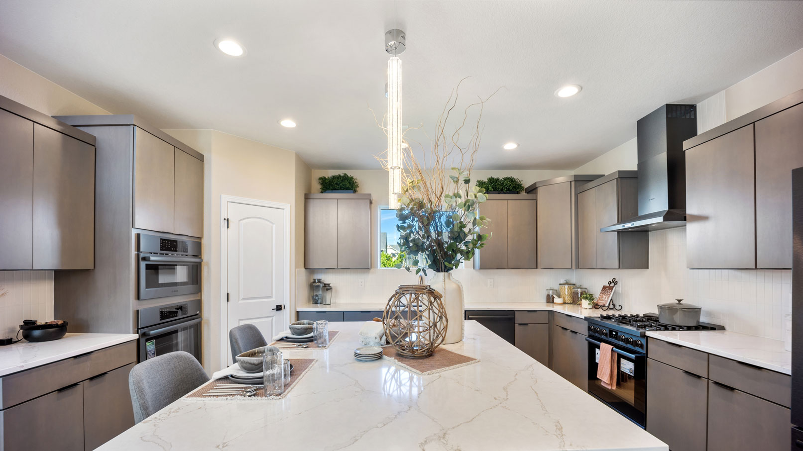 2025-Dream-Home-Kitchen