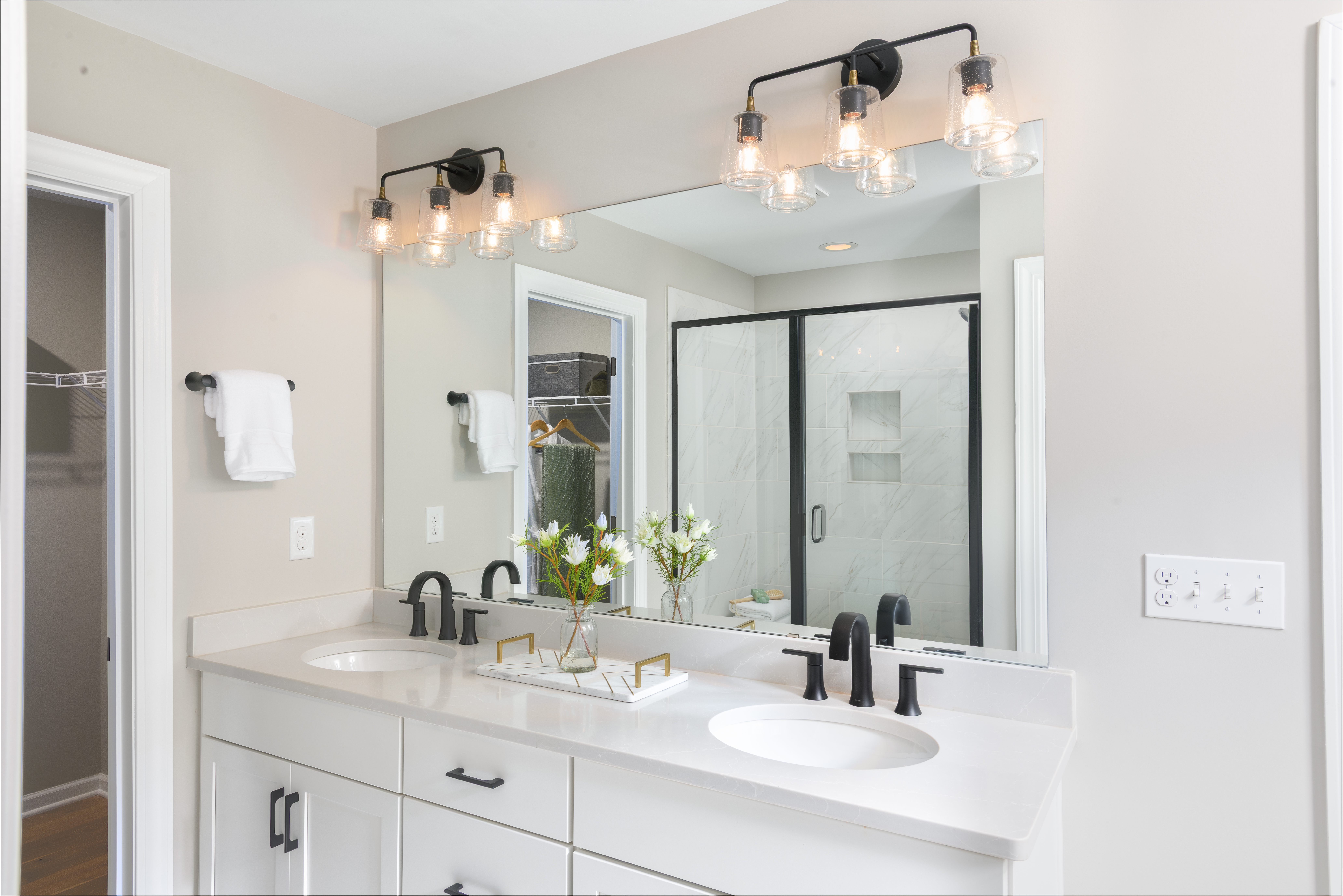 CAR-Madison-Sunrise-PRO-highres-Premier-Bath