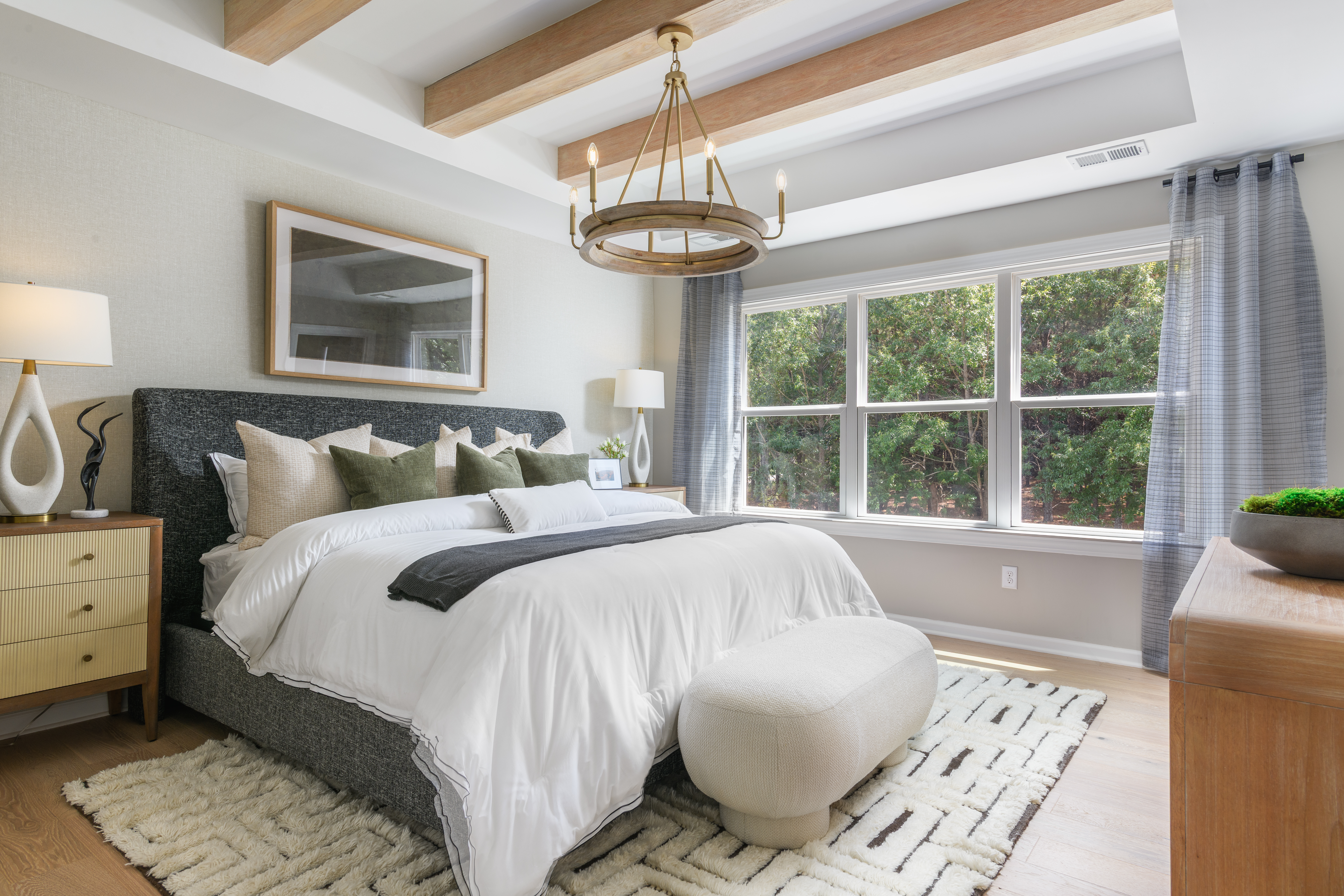 CAR-Madison-Sunrise-PRO-highres-premier-suite