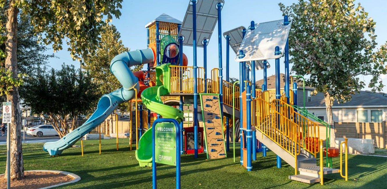 1332x650_0001_sonterra-cool-water-playscape-_1200